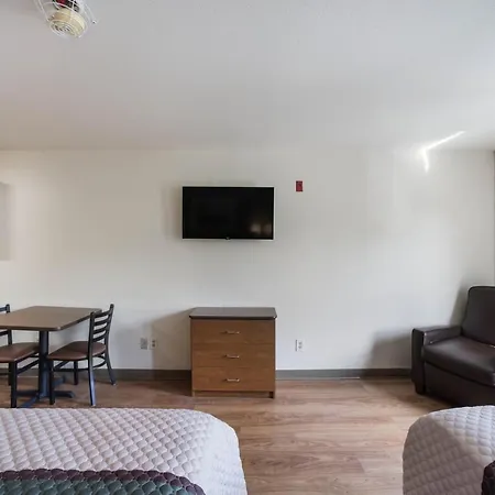 Hometowne Studios By Red Roof St. Louis - Airport/N Lindbergh Hazelwood Exterior foto